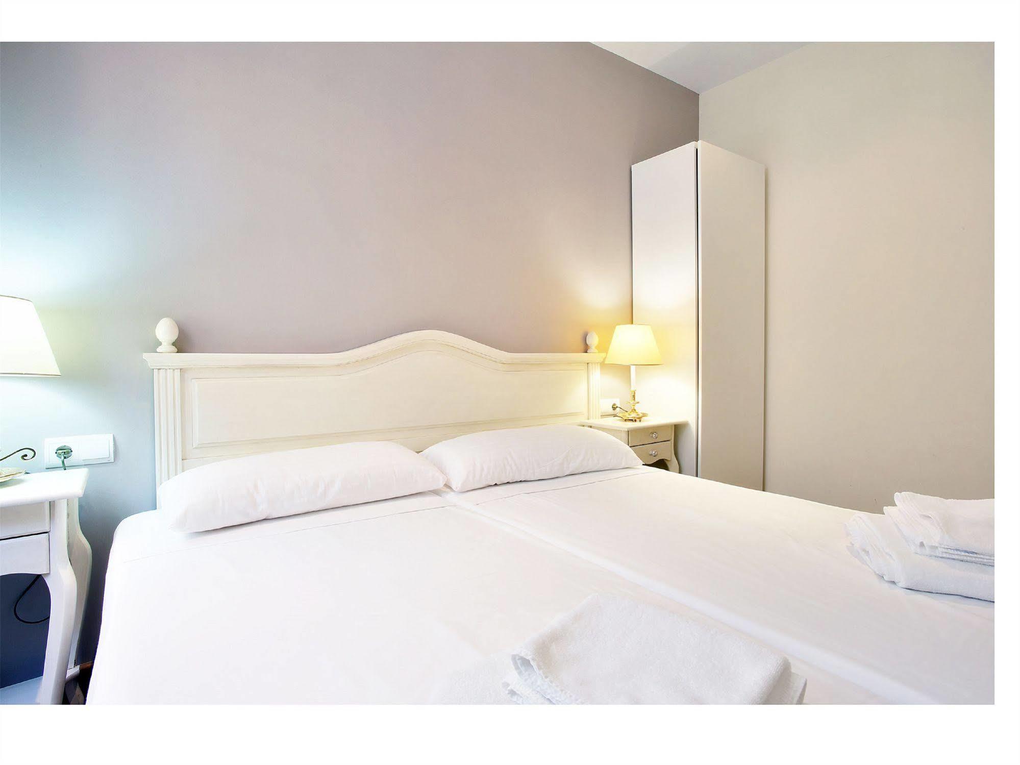 Apartamentos Unisierra Μάλαγα Εξωτερικό φωτογραφία