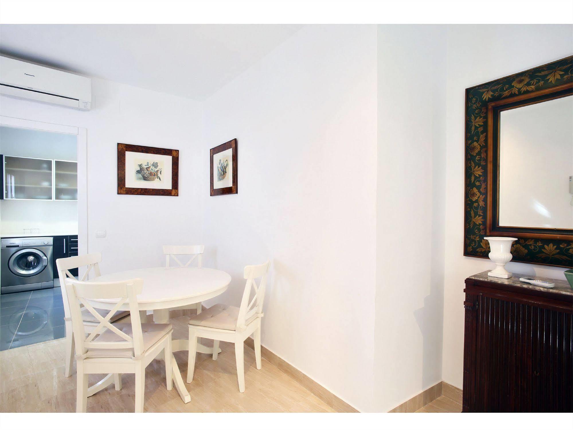 Apartamentos Unisierra Μάλαγα Εξωτερικό φωτογραφία